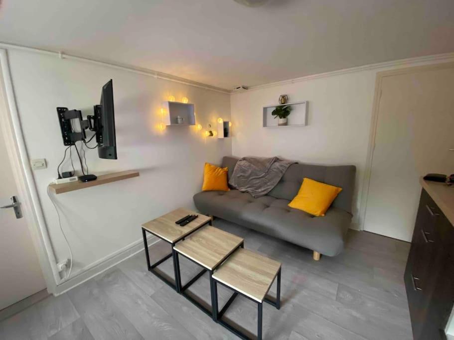 Appartement Avec Garage Et Terrasse Bourges Eksteriør billede